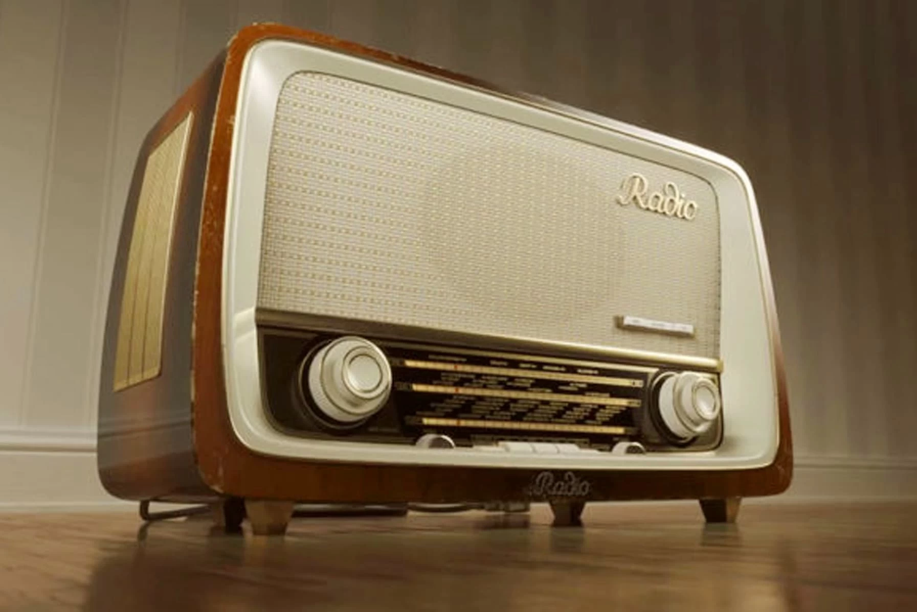 زوجتي تنقل لأمها كل شيء يحدث بيننا